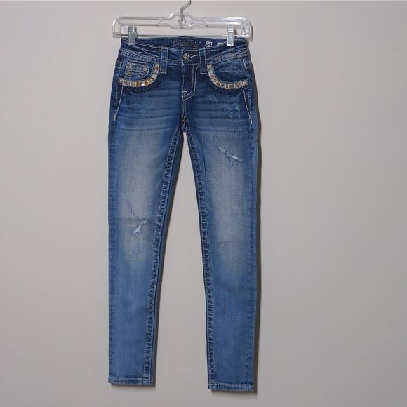 Miss Me Mid-Rise Embellished Skinny Jeans in Blue – Size 24 – EUC - Picture 4 of 15